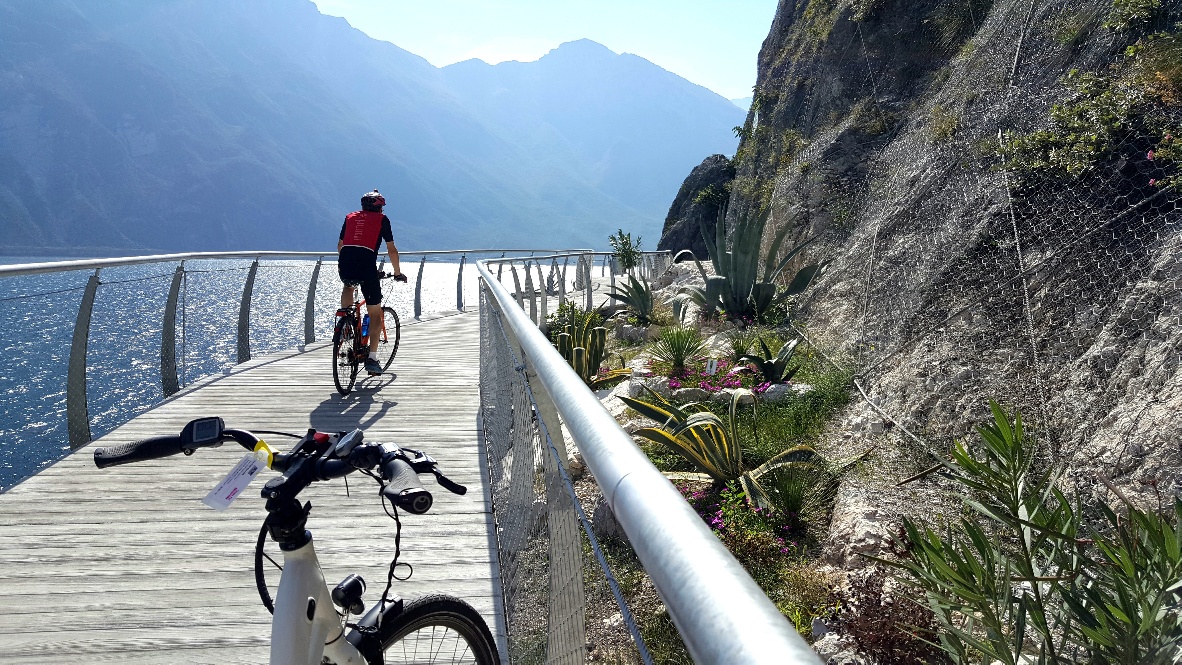 Bikeway along Lake Garda