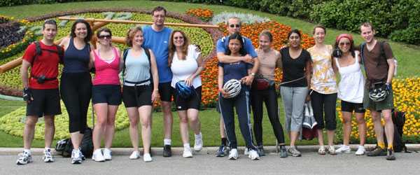 Pedaler en famille ou entre amis dans une belle region