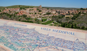 Vue panoramique sur l'époustouflante ville de Sepulveda