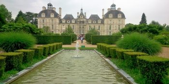 The magnificent Château de Chambord, a hunting lodge with a mere 440 rooms! 