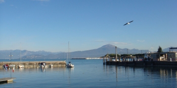 Take the time to stroll on the shores of the Venetian lagoon