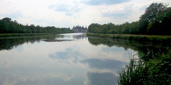 Traverser la Loire et découvrir le Château d'Amboise en suivant cet itinéraire