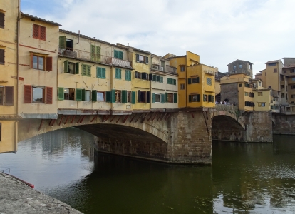 Ride at your own pace between Geneva and Lyon, on the traffic-free bike route: Via Rhona Ride at your own pace between Geneva and Lyon, on the traffic-free bike route: Via Rhona