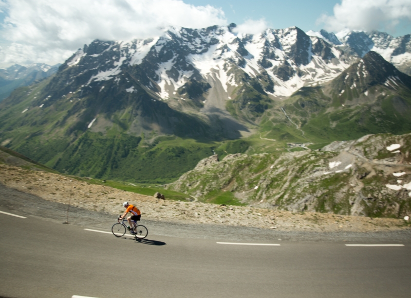 Ce séjour cyclo emprunte de magnifiques routes alpines 