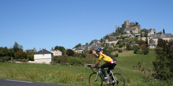 Cycling to Collonges la Rouge