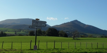 Cycle on quiet roads with magnificent view points