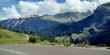 Au sommet des cols, prenez du temps pour apprécier le panorama 