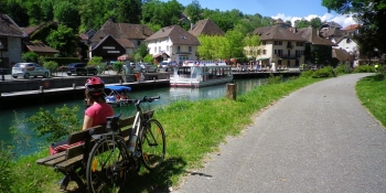 Take a break in Chanaz as you cycle at your own pace on your self-guided cycling tour