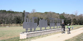 Cycle on family friendly, traffic-free bikeways in Catalonia in family, from Olot to Costa Brava via Girona