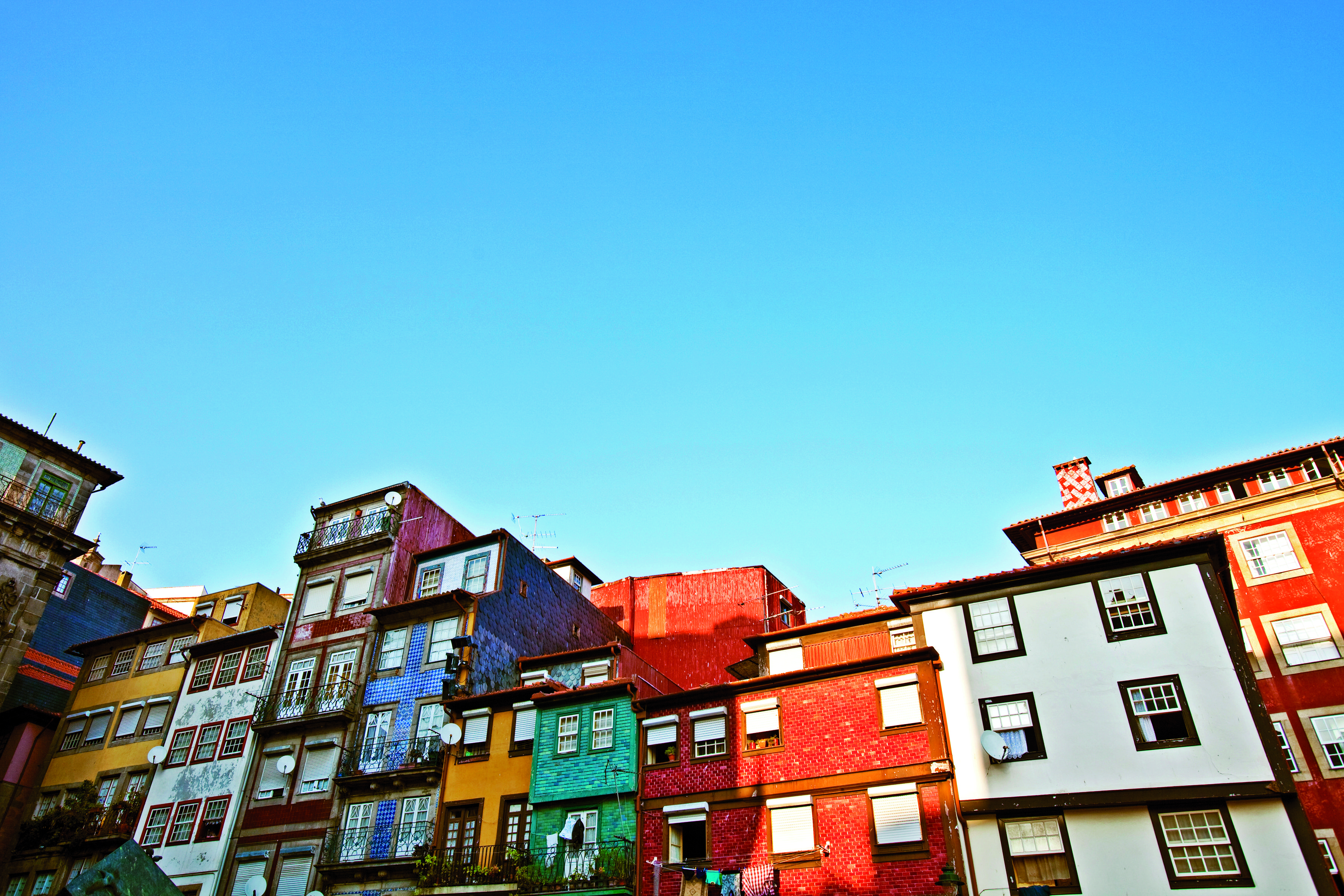 Arrival in Porto to start a cycling tour