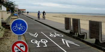 Riding between Bordeaux and Biarritz, along the Velodyssey